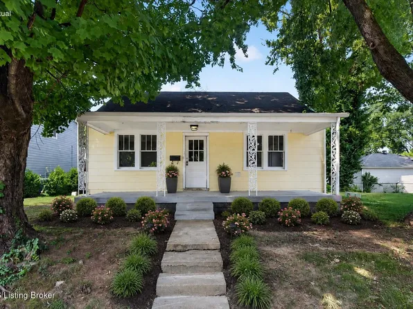 206 S 2nd St, Bardstown, KY 40004