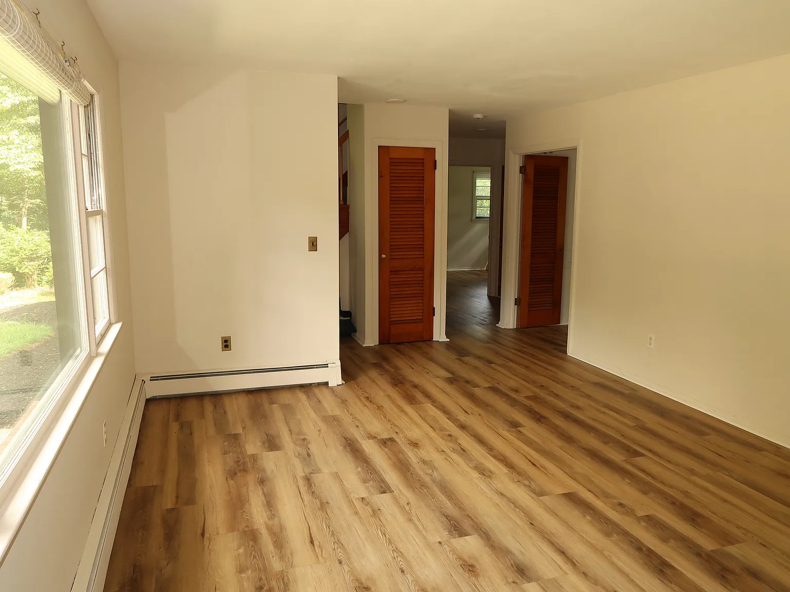 4 bed, 1694 sqft, $4,500 — Photo 4