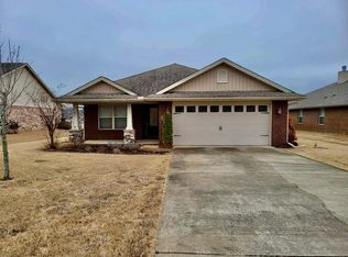 374 Northlake Dr, Meridianville, AL 35759