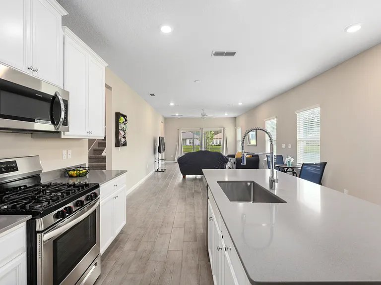 3987 Bloomfield Ct — Photo 34