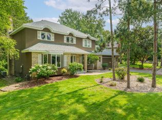 7906 Pinehurst Rd, Woodbury, MN 55125