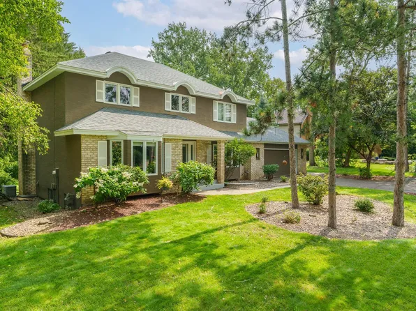 7906 Pinehurst Rd, Woodbury, MN 55125