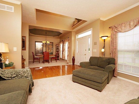 2nd image of 7454 Galway Ct