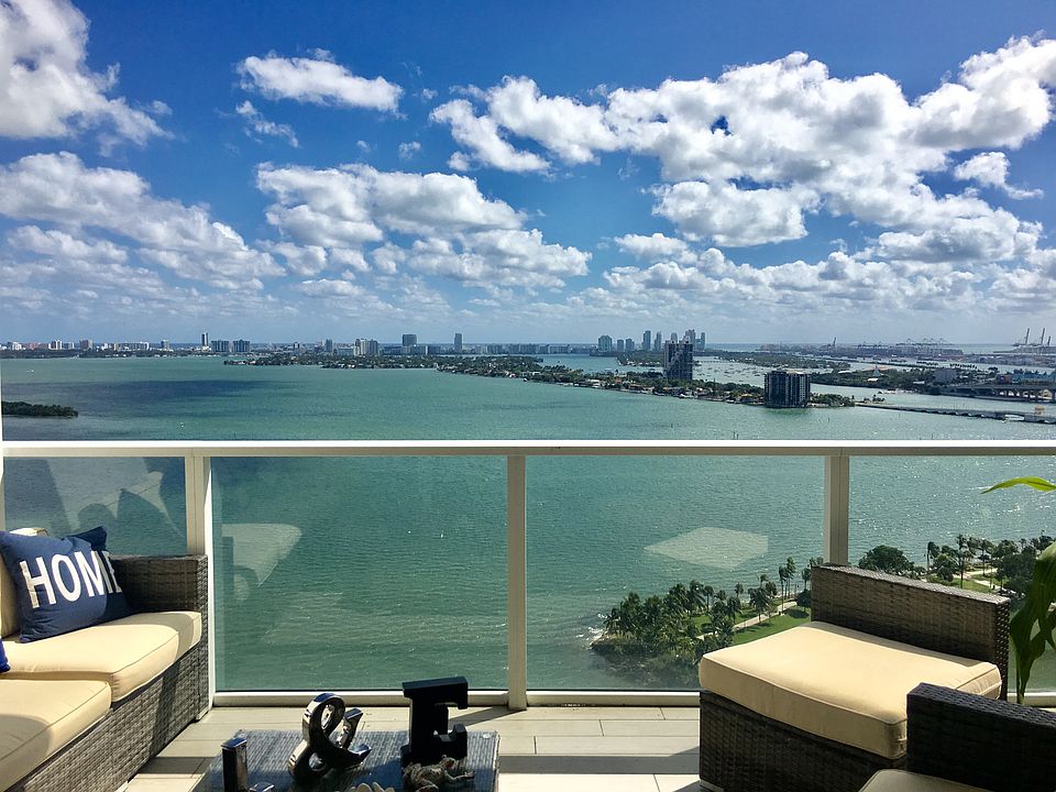 1st image of 2020 N Bayshore Dr APT 2507