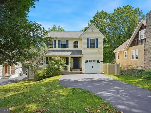 11 Northwood Rd, Newtown Square, PA 19073