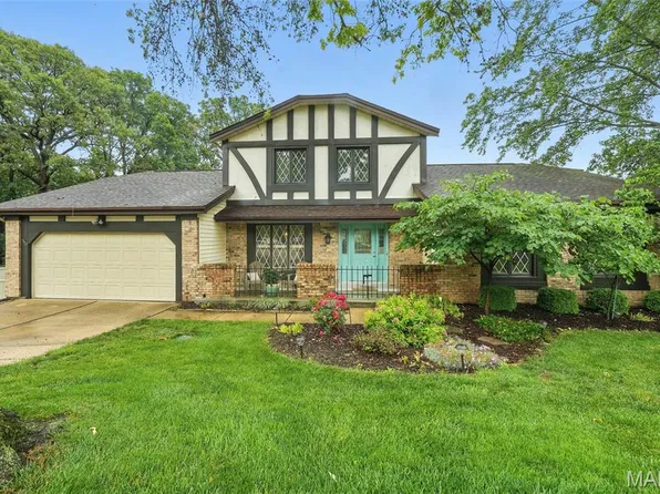 15900 Woodlet Way Ct, Chesterfield, MO 63017