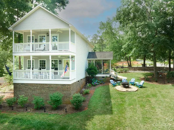 1009 Fairfield Rd., Mount Gilead, NC 27306