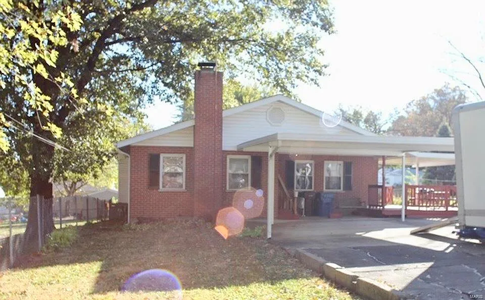 3310 Airway Ave photo 1