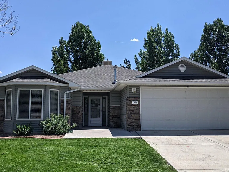 1228 Animas St — Photo 1