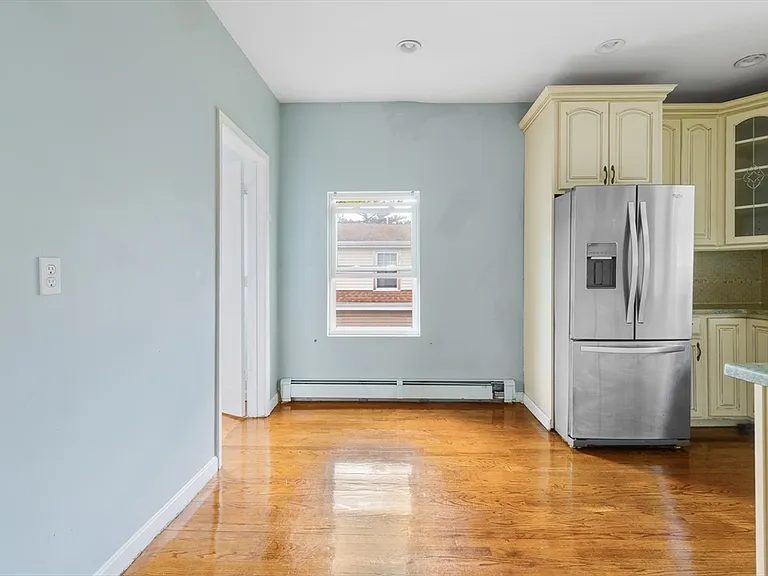 103 Winthrop St #3 — Photo 4