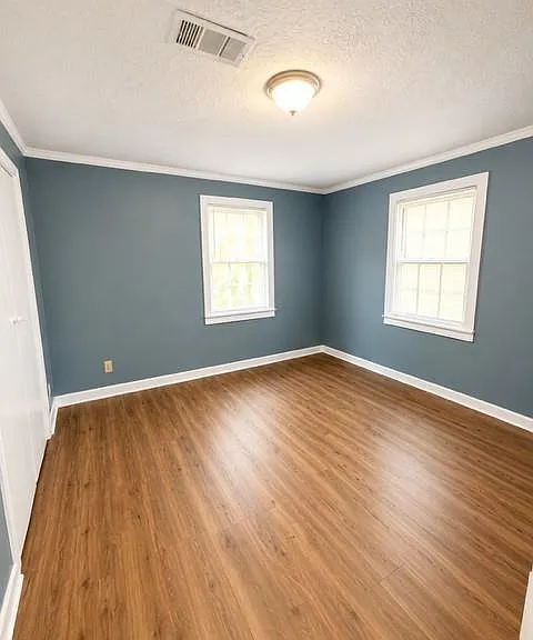3644 Earl St — Photo 4