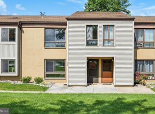 240 James Ct, Marlton, NJ 08053
