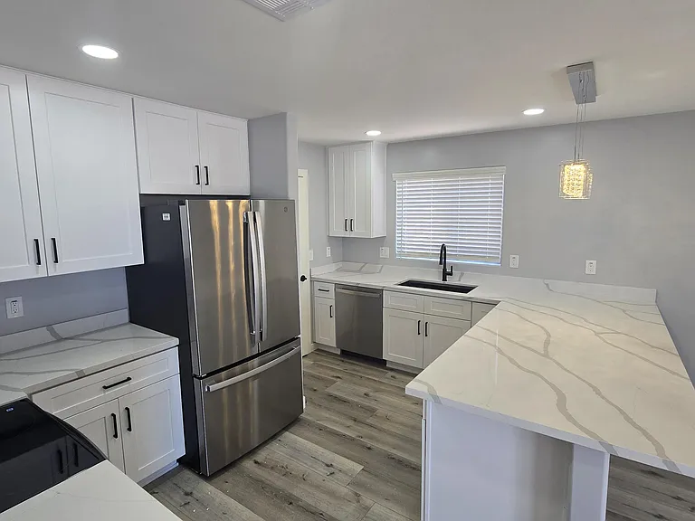 23451 N El Frio Ct — Photo 14