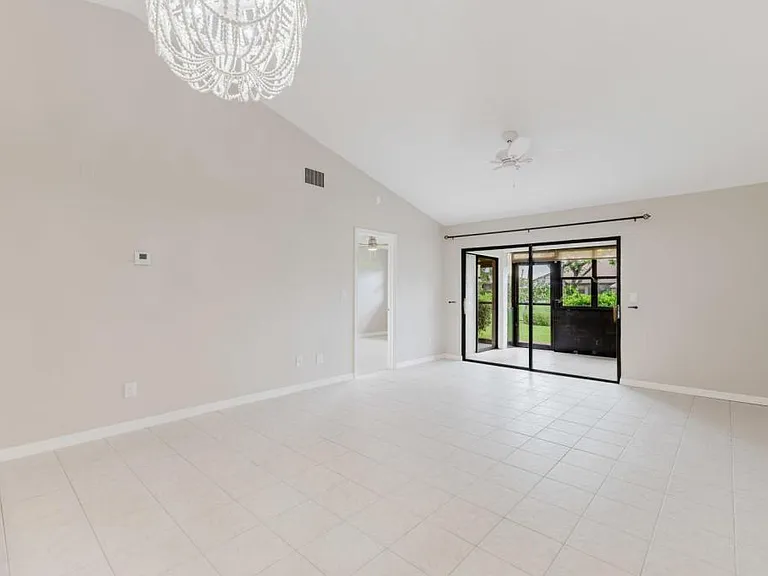 11861 Caraway Ln #116 — Photo 19