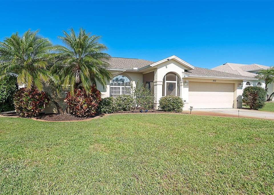 1st image of 920 Rotonda Cir