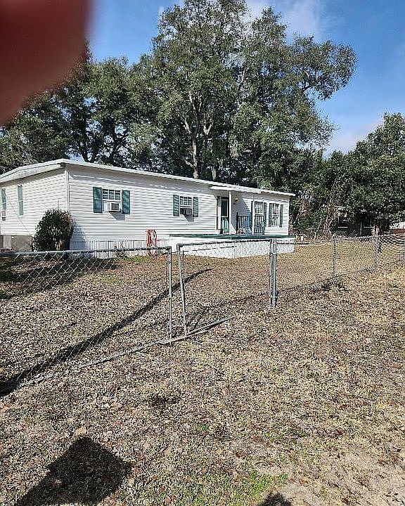 2nd image of 6408 NE 22nd Ct