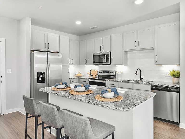 Residences at SweetBay — Photo 37