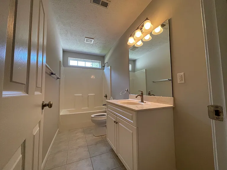 418 Callie Dr — Photo 13