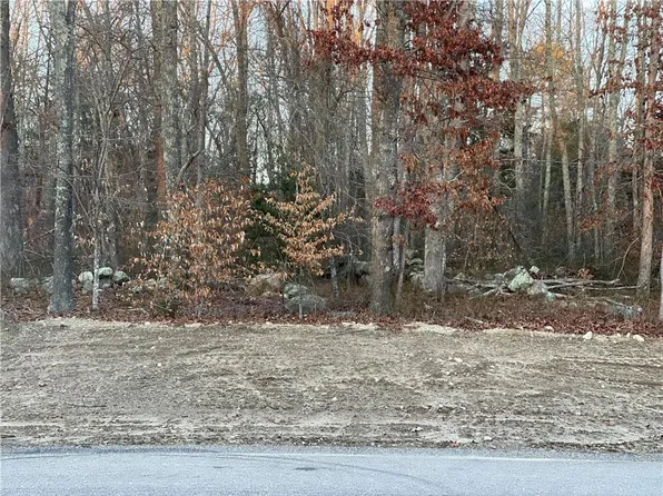 2 Red Maple Dr, Charlestown, RI 02813