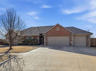 13700 Blacktail Ct, Piedmont, OK 73078