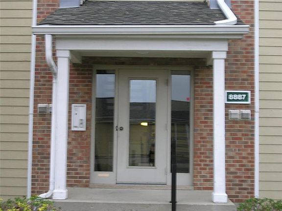 2nd image of 8887 Eagleview Dr APT 4