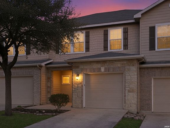 2nd image of 26918 Villa Toscana