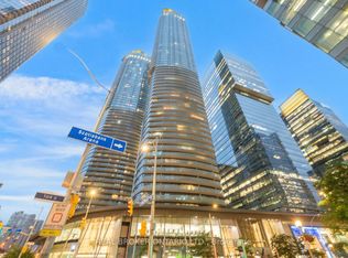 14 York St #1806, Toronto, ON M5J 0B1