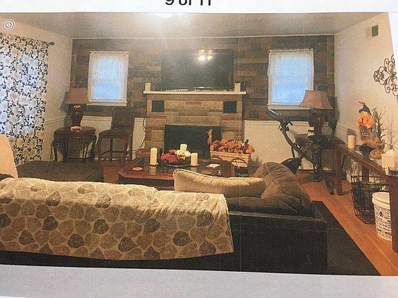 3rd image of 4155 Easton Ave #4