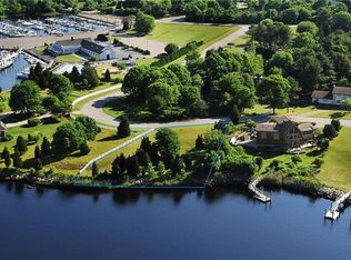 17 Timothy Dr, Westerly, RI 02891