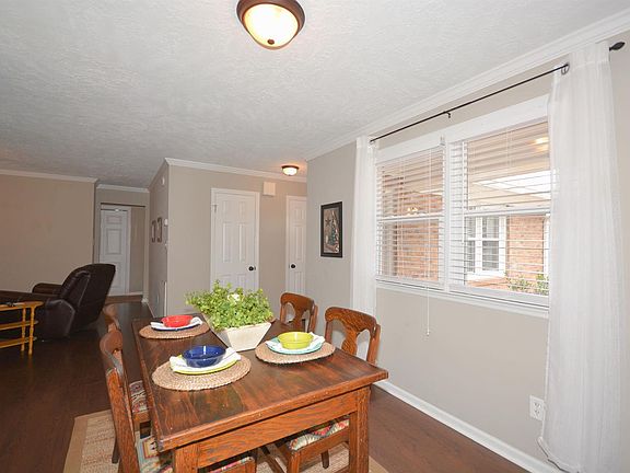 5th image of 4531 Glennwood Dr
