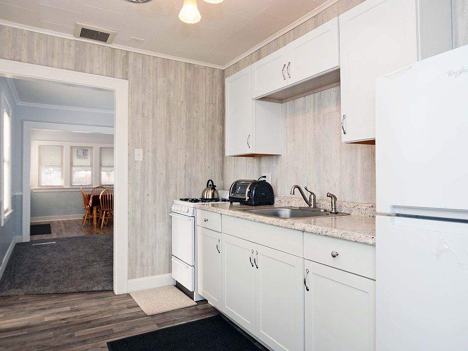 1st image of 4638 Sheridan Ave N