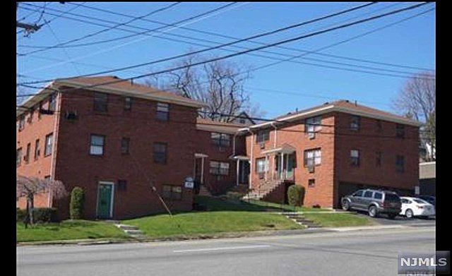 1st image of 289 Essex St APT D