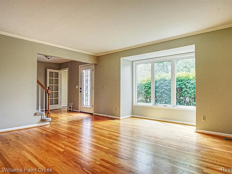 1346 Arbor Creek Dr — Photo 5