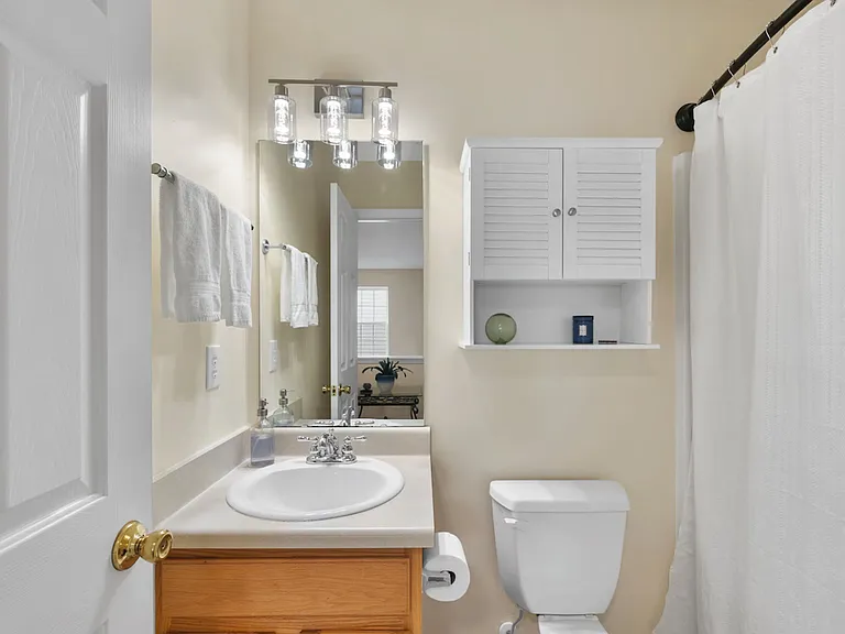 1204 Meadow Moss Ct — Photo 13