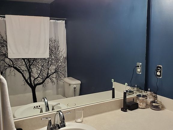 4th image of 570 Flintlock Ct #84