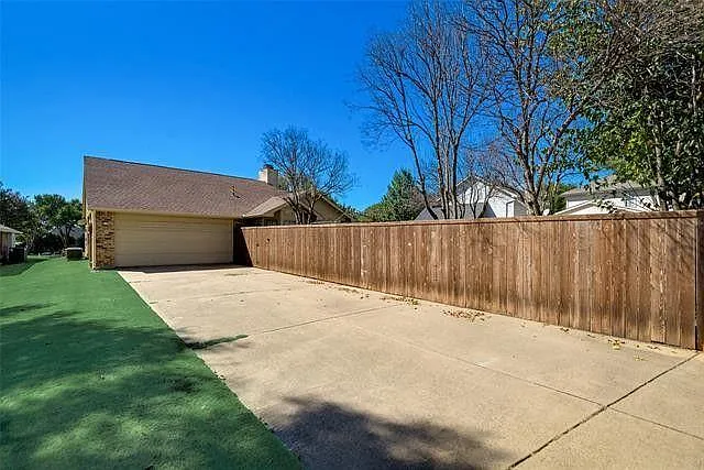 1512 Nevada Dr