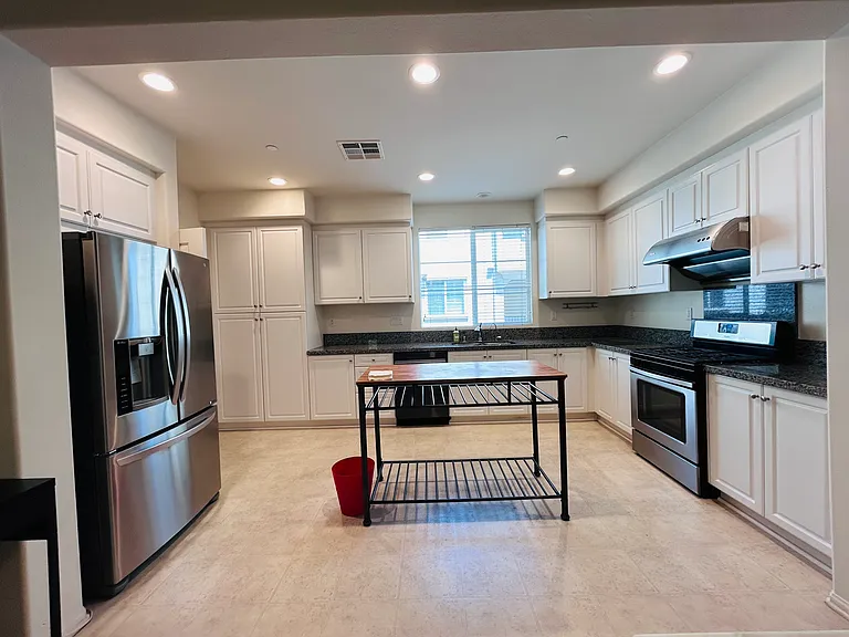 145 Eureka Pl — Photo 7