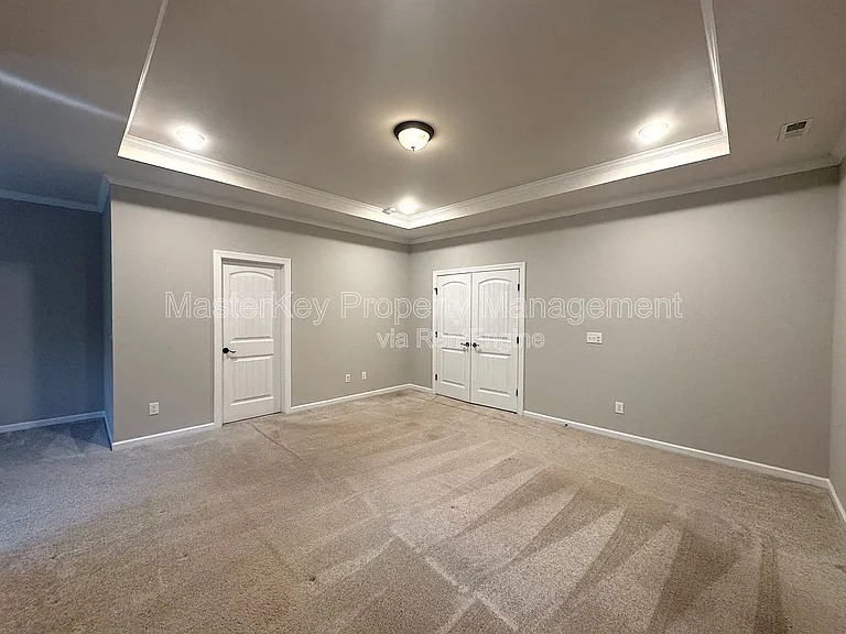 1904 Blue Jay Point — Photo 19