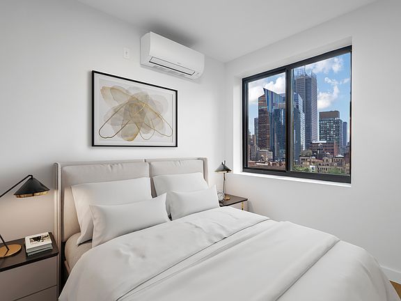 4th image of 359 W 48th St #305
