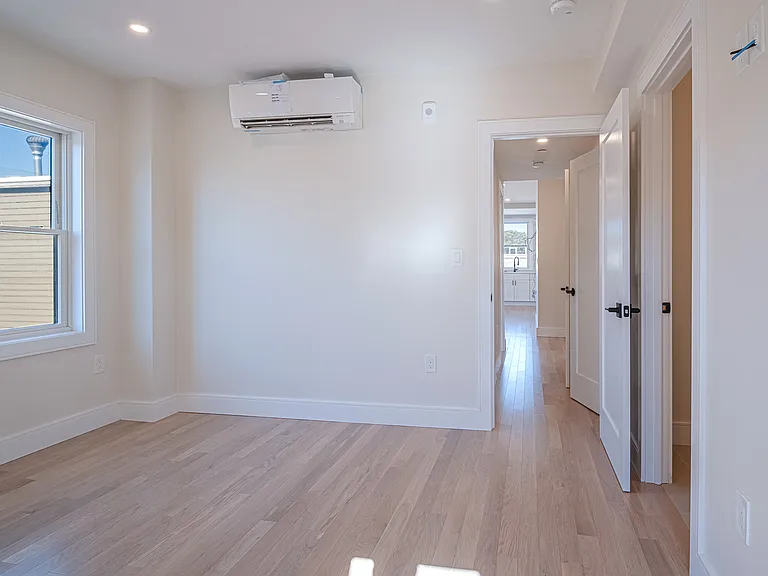 59 Gove St #4 — Photo 12