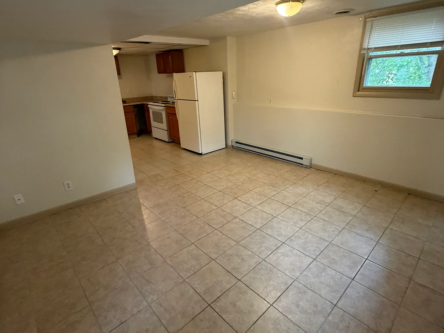 2 bed, 750 sqft, $850 — Photo 4
