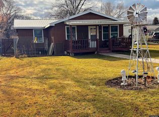 537 Market St, Lander, WY 82520