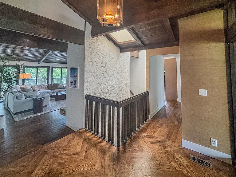 7625 S Richmond Ave E — Photo 17