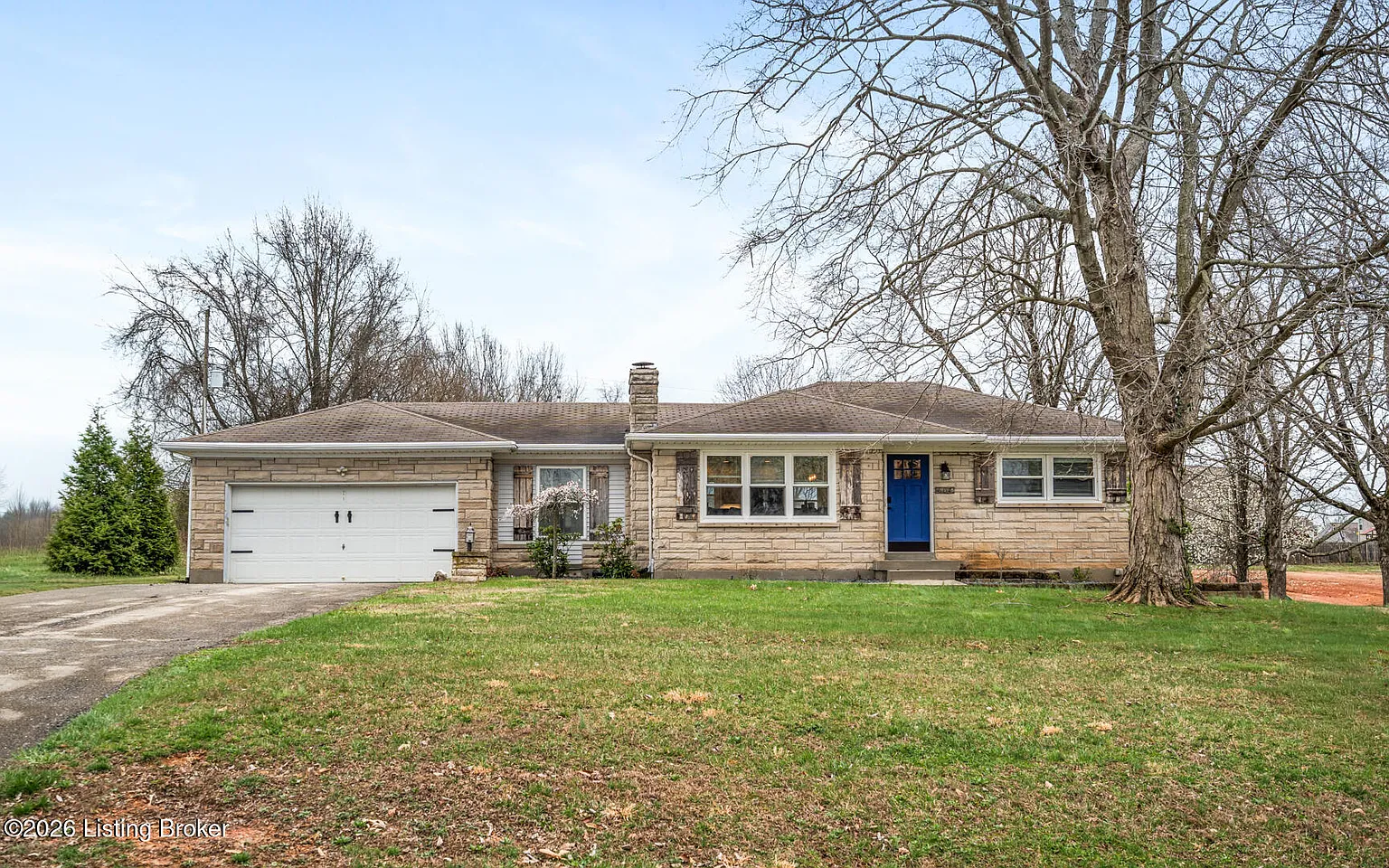 607 Christman Ln photo 1