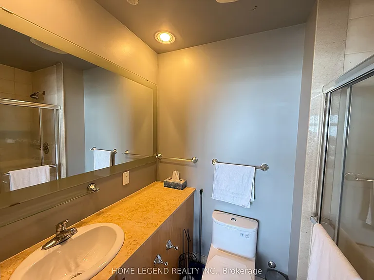 1 King St S #2705 — Photo 7