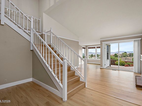 4th image of 2366 Silver Ridge Dr