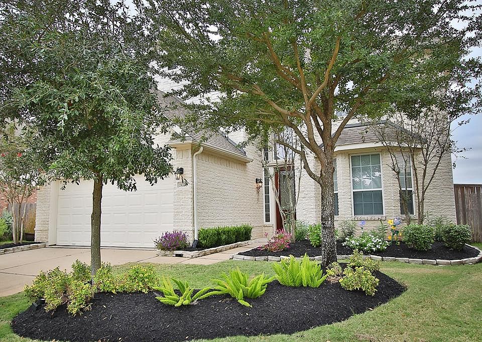 1st image of 24550 Springwood Glen Ln