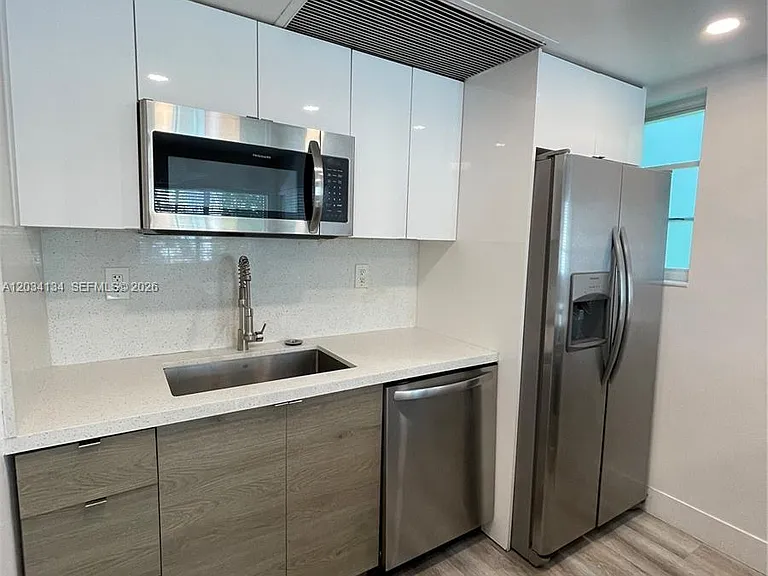 729 Meridian Ave #10 — Photo 13