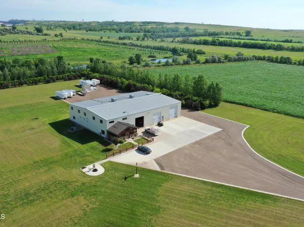 315 40th Ave NW, Underwood, ND 58576