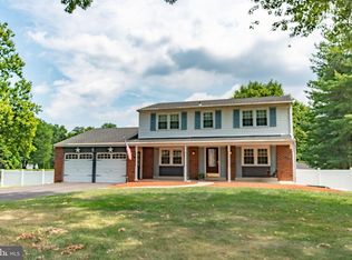 215 Mallard Rd, Holland, PA 18966